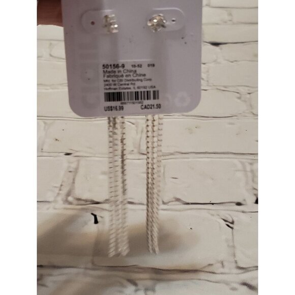 Nwt Claire's Sensitive Solutions Pierced Earrings Prom Homecoming  Dance Bridal - Picture 2 of 2